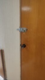 Encierran a reporteros en sala de prensa del INE; consejera pide investigación