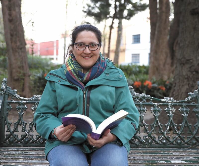 Yanna Hadatty coordinó el volumen La revolución intelectual de la Revolución Mexicana (1900-1940), con Norma Lojero Vega y Rafael Mondragón Velázquez. Foto: VALENTE ROSAS. EL UNIVERSAL