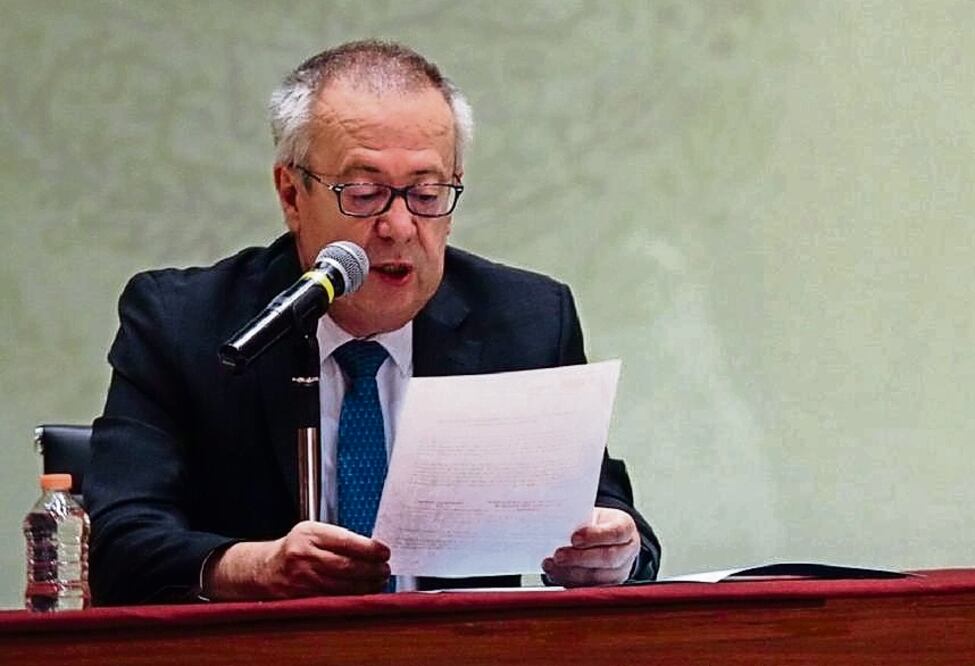 El extitular de Hacienda, Carlos Urzúa, llamó a trabajar para lograr servicios de salud y educación públicos de buena calidad y eficientes. Foto: / Archivo / EL UNIVERSAL