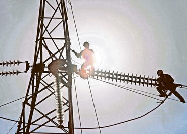 Recortan inversión para sector eléctrico al cierre del sexenio