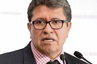 En Morena dejan solito a Monreal