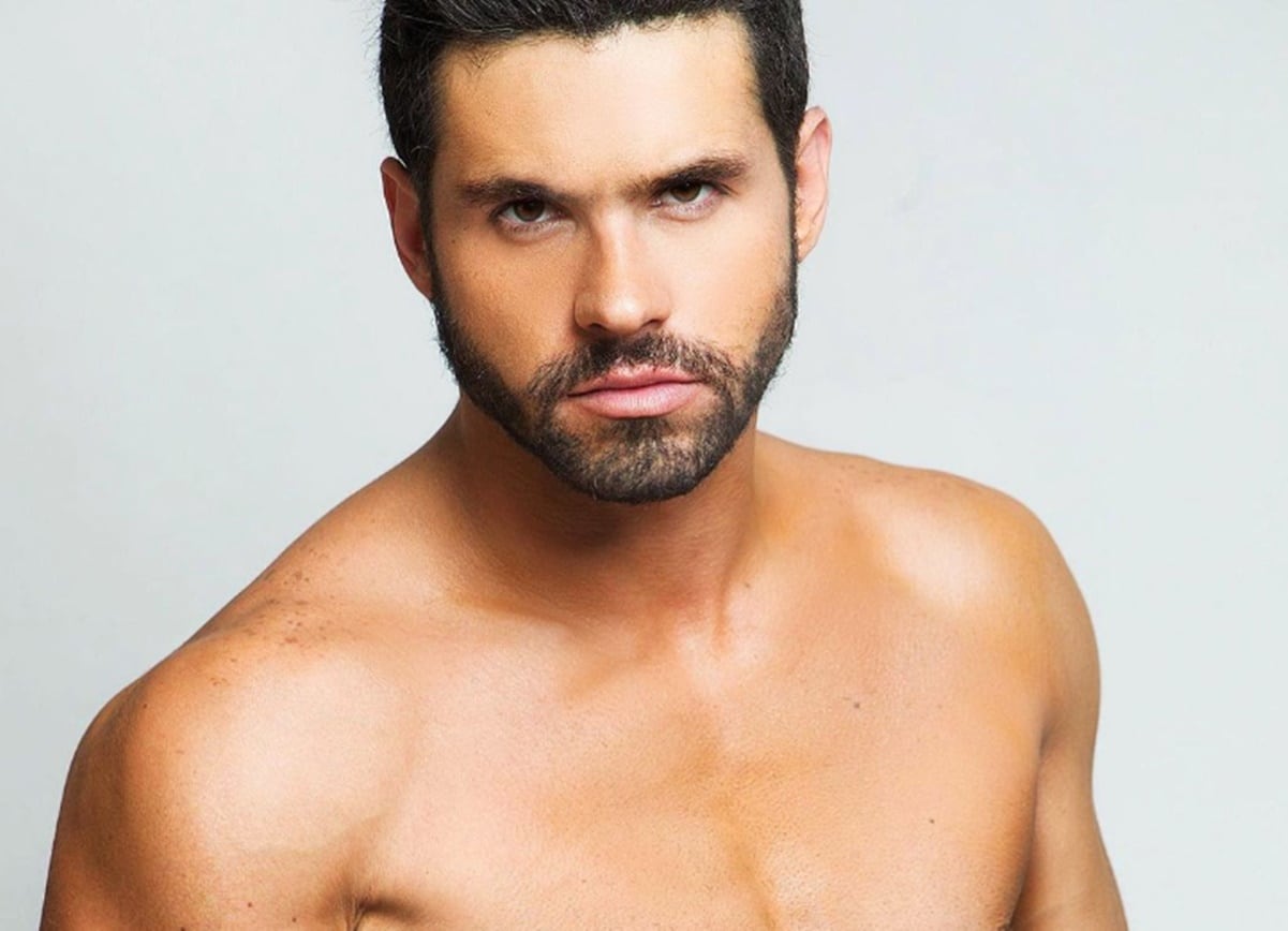 Eleazar Gómez, orgulloso del espectáculo donde se quita la ropa ...