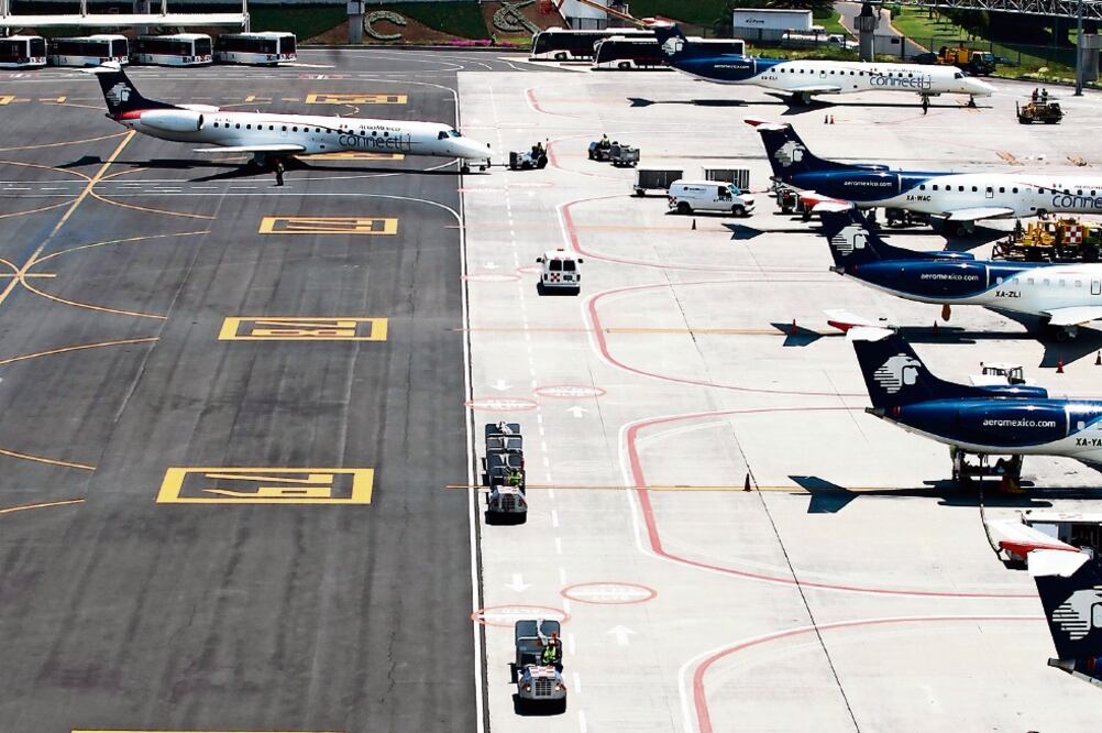 De acuerdo con Trabbber.mx, con el convenio aéreo bilateral va a aumentar la oferta de las aerolíneas (ARCHIVO EL UNIVERSAL)