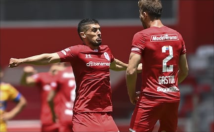 Toluca gana y le quita el invicto a los Tigres