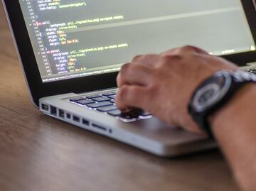 IA escribe románticas cartas de amor utilizando el ChatGPT