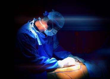 ¿Las cirugías de personas que dan positivo a Covid-19 deben posponerse? Científicos lo revelan