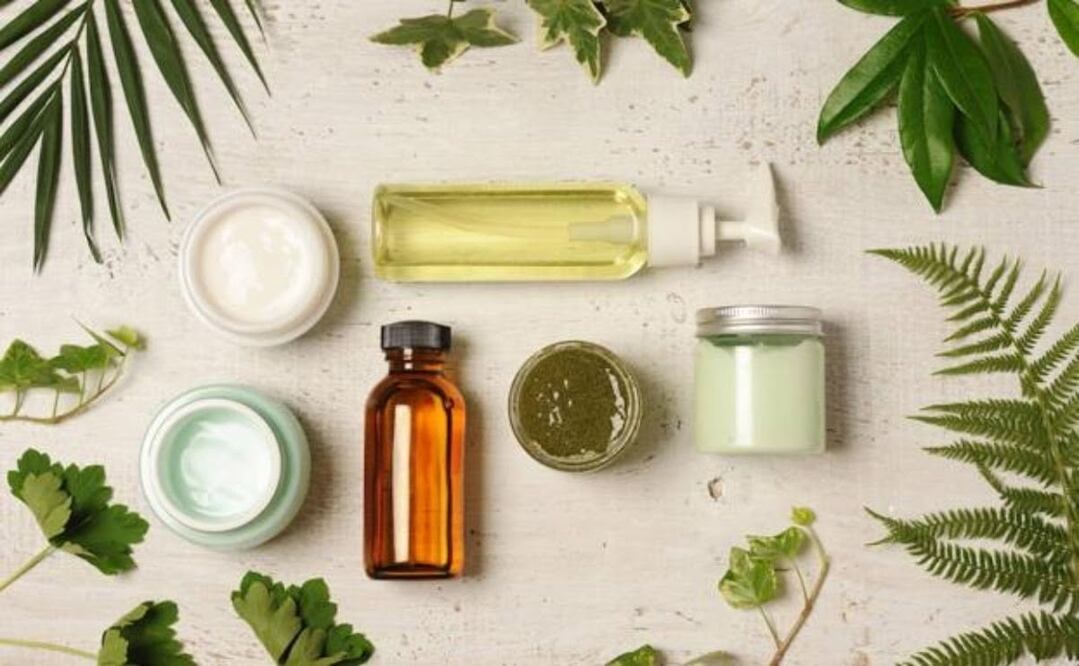 Elabora cosméticos naturales en esta cuarentena y deja que los productos naturales se encarguen de ti. Foto: Instagram 