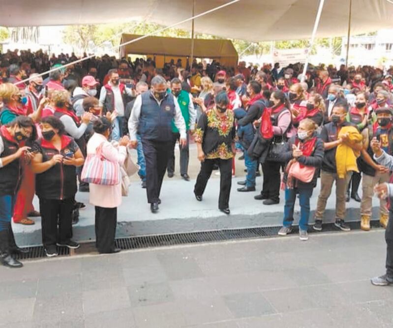 En la protesta no se toman medidas sanitarias como la sana distancia. Foto: ESPECIAL