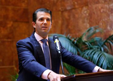 Trump Jr. defiende a su padre en Twitter ante declaración de Comey