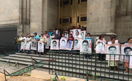 Familiares de los 43 exigen reunión en la Suprema Corte
