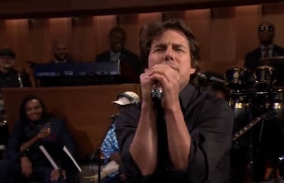 Tom Cruise canta en televisión