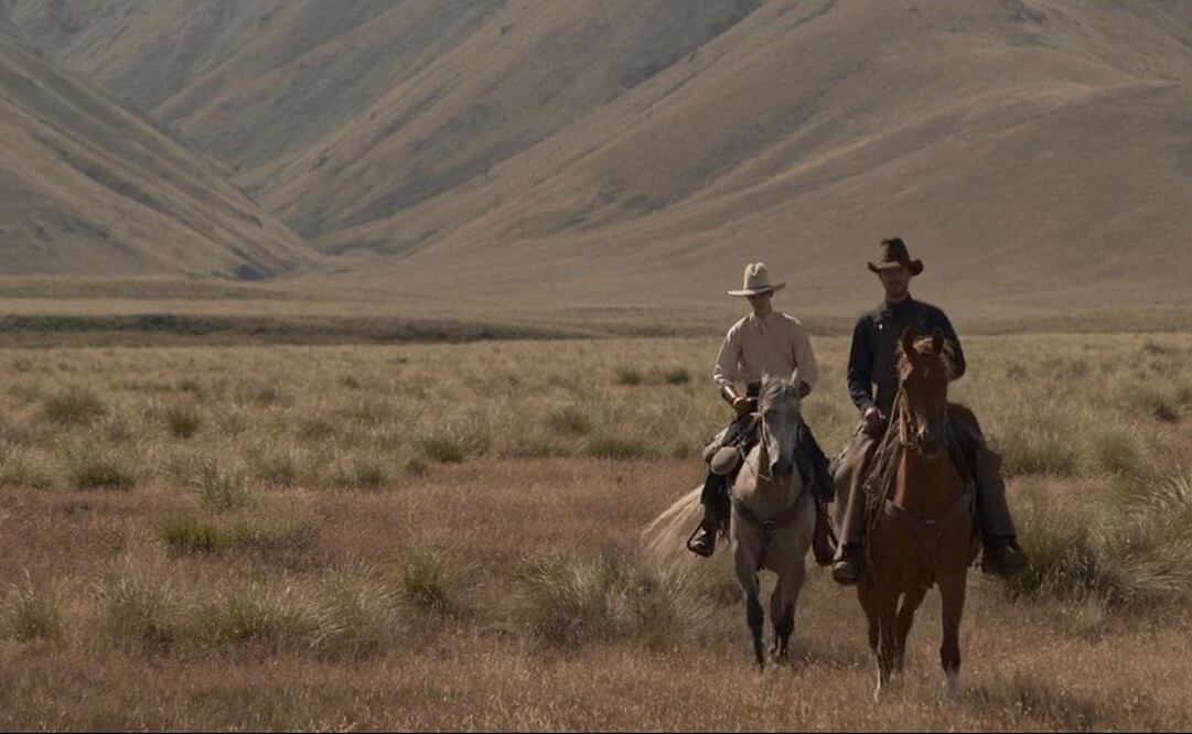 La cinta estelarizada por Benedict Cumberbatch rompe los estereotipos del western. Foto: IMDB.