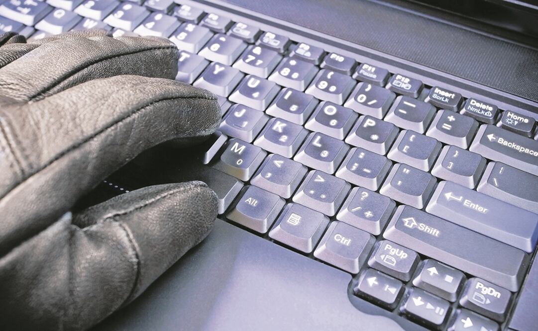 La Unidad de Investigaciones Cibernéticas y Operaciones Tecnológicas de la FGR investiga el origen del ataque. Foto: Archivo / EL UNIVERSAL