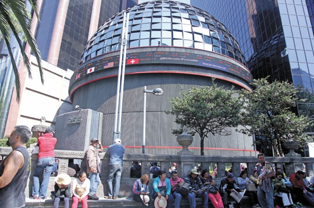 Uno de los factores de gran importancia para determinar la recomendación de compra o venta en una empresa es la expectativa de crecimiento de sus utilidades. Foto/ARCHIVO EL UNIVERSAL