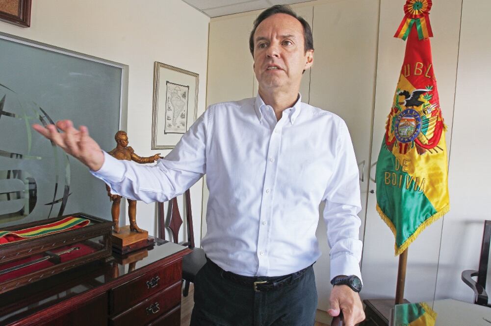 El ex presidente Jorge Quiroga criticó el referéndum, diciendo que los gobernantes deben aceptar dejar el poder ( MARTÍN ALIPAZ. EFE)