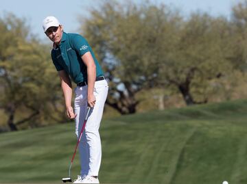 El mexicano Carlos Ortiz se luce con impresionante hoyo en uno en Phoenix