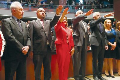 Cámara Alta ratifica a 4 funcionarios en Cancillería