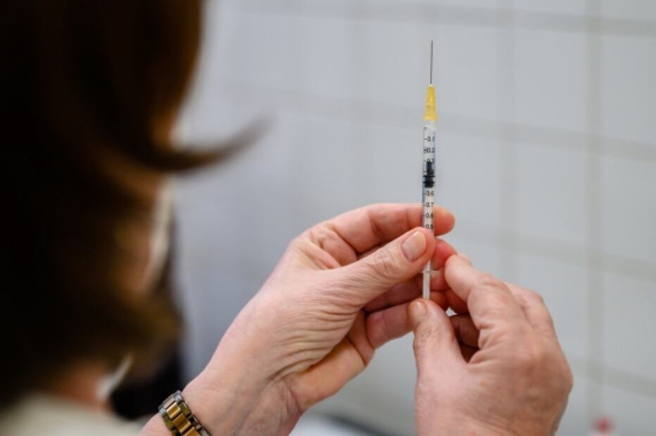 Científicos mexicanos estudian tratamiento que reduce mortalidad del Covid-19