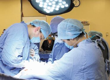 Logran trasplantar dos corazones de fallecidos de Covid-19 sin contagiar a receptores