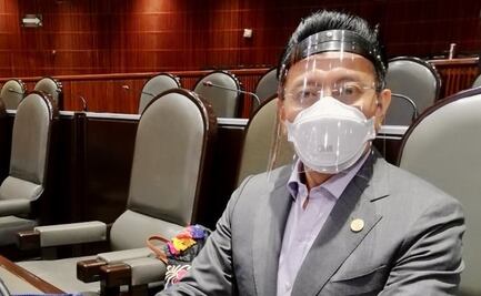 Jesús Pool Moo renuncia a la bancada de Morena; coquetea con el PT