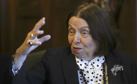 Nélida Piñón publica serie de relatos "La camisa del marido"