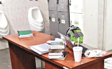 Se compromete la Policía Auxiliar a retirar mingitorios