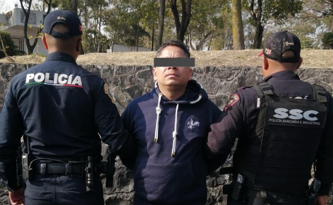 Detienen a sujeto con réplica de arma de fuego en la alcaldía Álvaro Obregón (30/04/2025). Foto: Especial