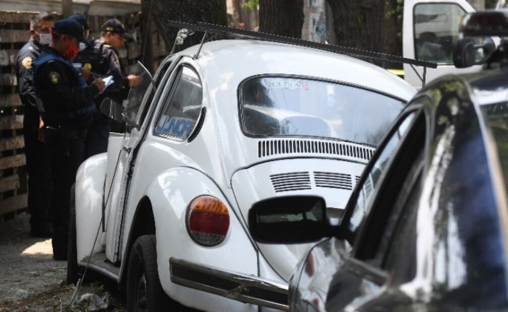 Hombre choca vochito, su mamá muere y abandona el cuerpo en Xochimilco