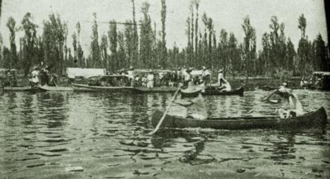 Cien años de trajineras en Xochimilco