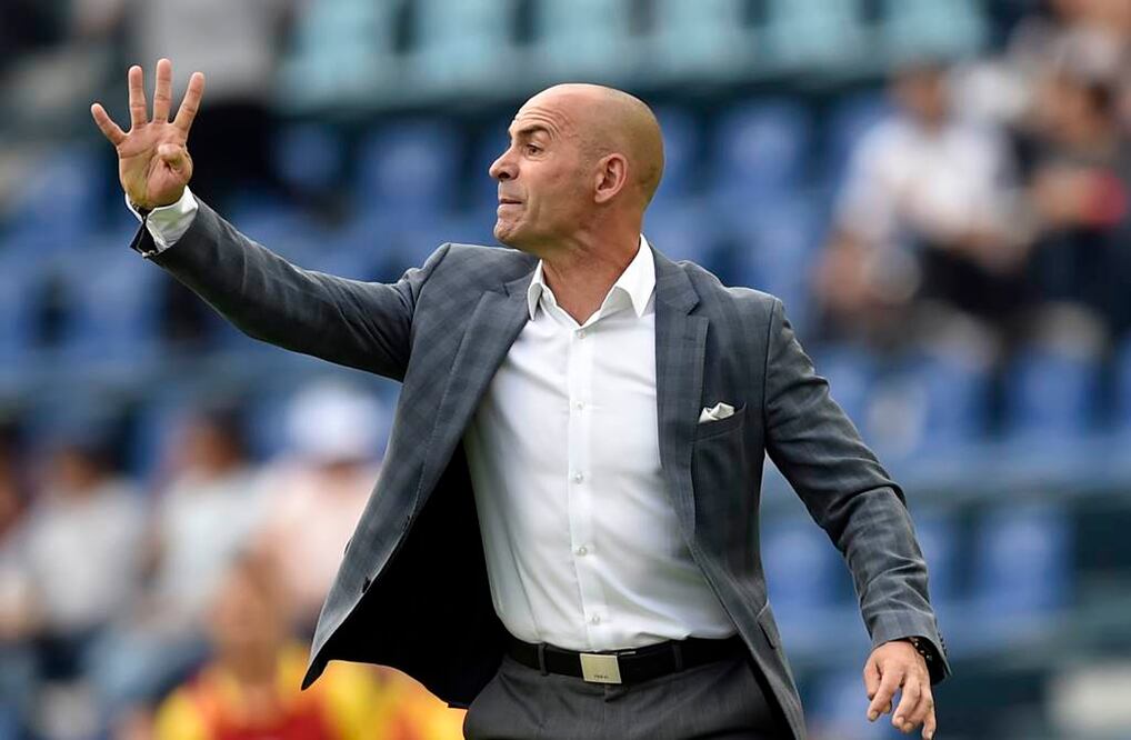 Paco Jémez, técnico de Cruz Azul: Foto: AFP
