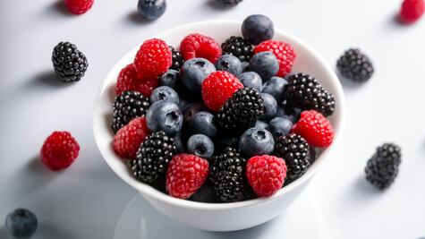 La exquisita fruta que aporta salud a las encías y elasticidad a la piel