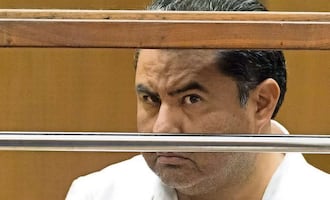 Aplazan audiencia de Naasón Joaquín García, líder de la Luz del Mundo; es acusado de delincuencia organizada