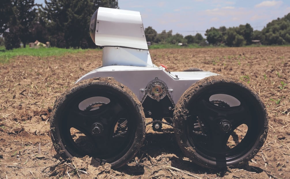 El robot perfora el suelo y activa un sensor que arroja los elementos químicos existentes. Foto: Diego Prado/ EL UNIVERSAL