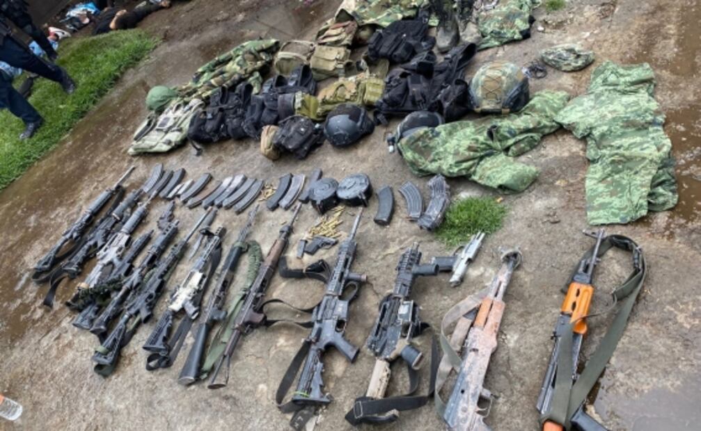 Fiscal de Edomex visita en hospital a elementos heridos en enfrentamiento con grupo armado en Texcatitlán 