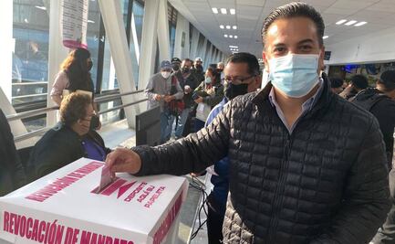 Contrario a postura de su partido, el senador panista Damián Zepeda participa en revocación de mandato