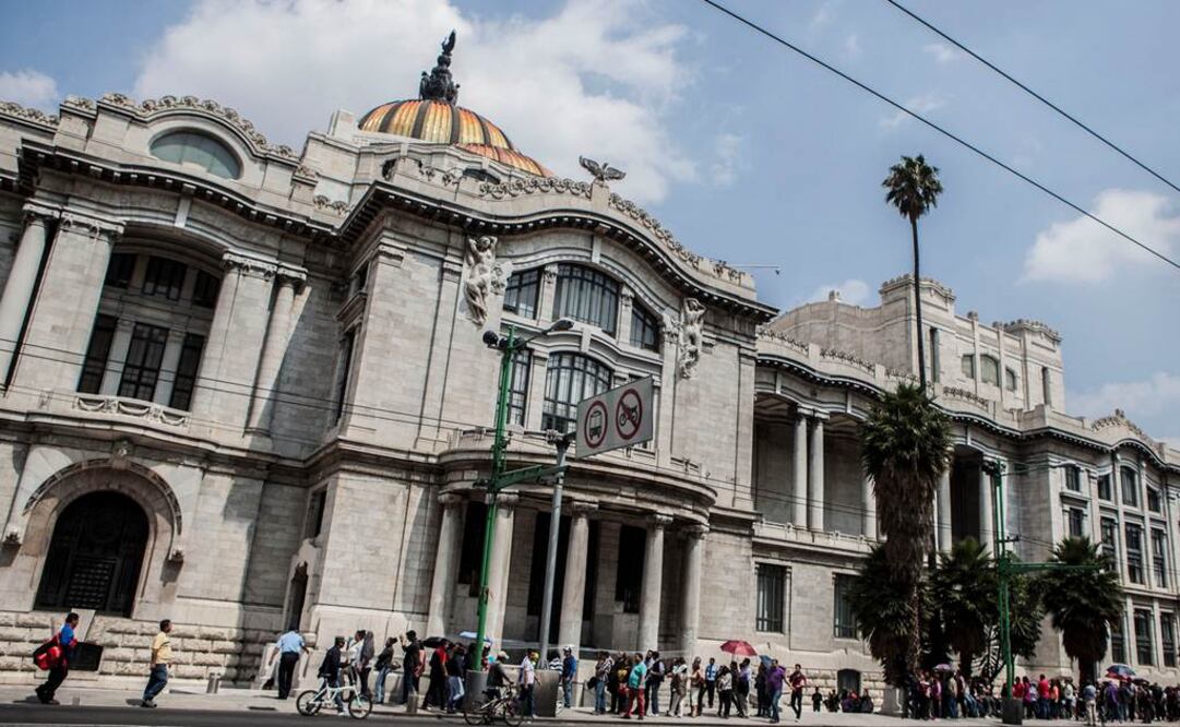 Los organizadores repartieron 3 mil 360 boletos y engomados para controlar el acceso Foto:Cristopher Rogel-Blanquet/ELUNIVERSAL