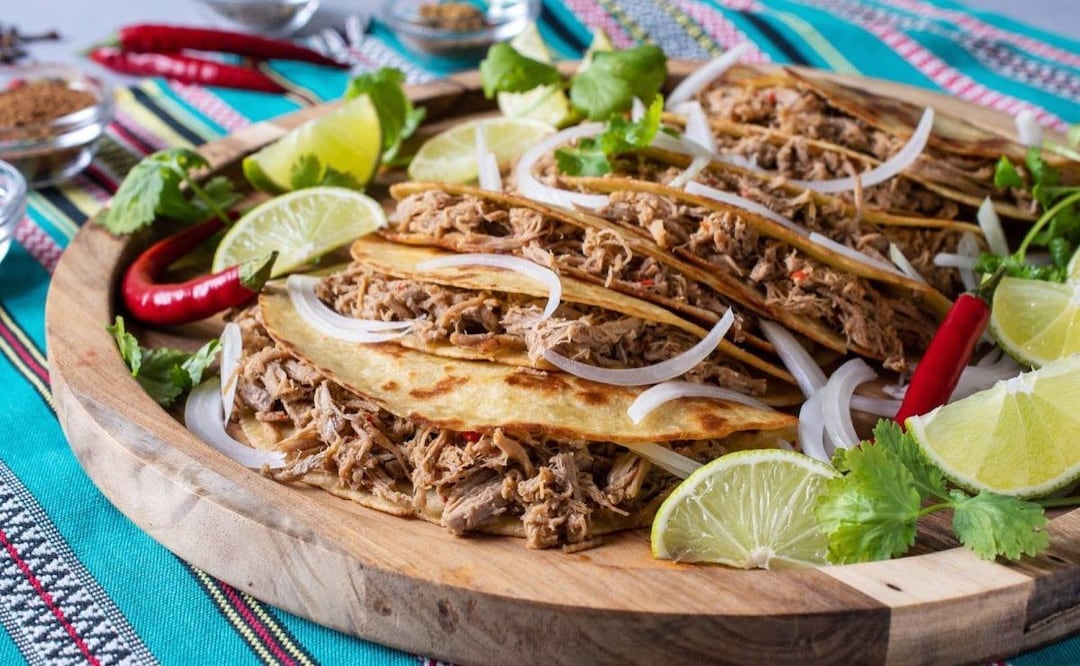 La barbacoa es uno de los platillos más representativos de la gastronomía mexicana. Fuente: Freepik.