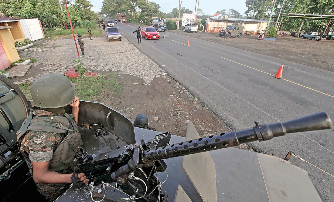 La Oficina de Control de Activos en el Extranjero del Departamento del Tesoro reveló, en agosto de 2012, que el Cártel de Sinaloa tiene nexos en Belice con tres aliados