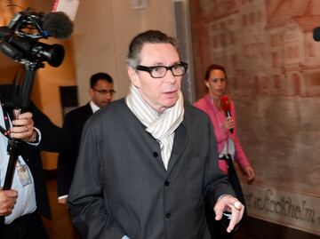 Inicia juicio por violación que detonó la crisis en el Nobel de Literatura