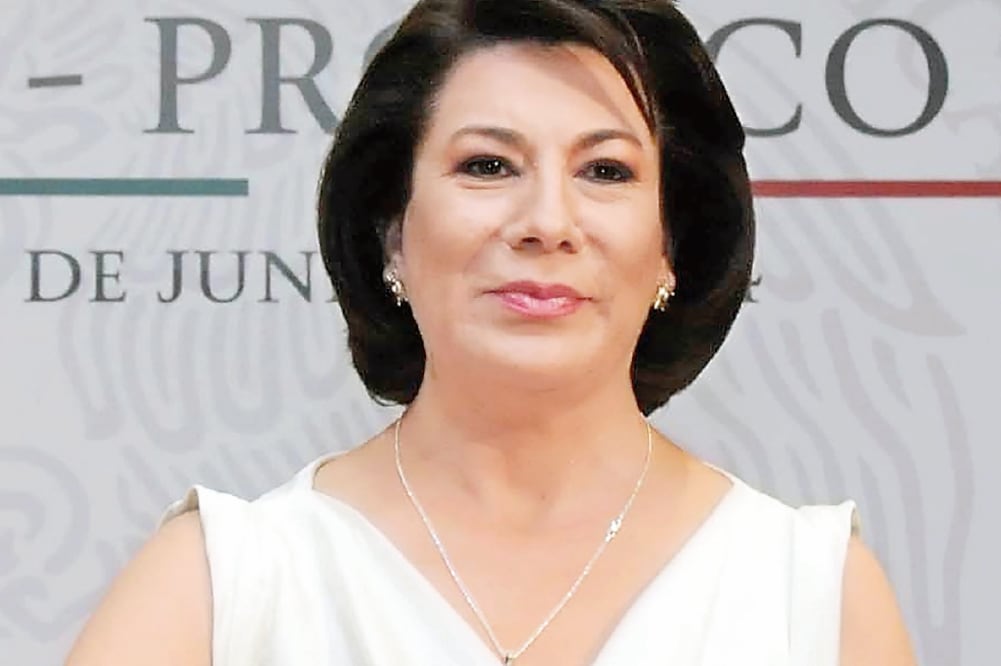 El CEN del PRI señaló que eligieron a Lorena Martínez por su amplia experiencia en el servicio público y en cargos de elección popular (Archivo. EL UNIVERSAL)