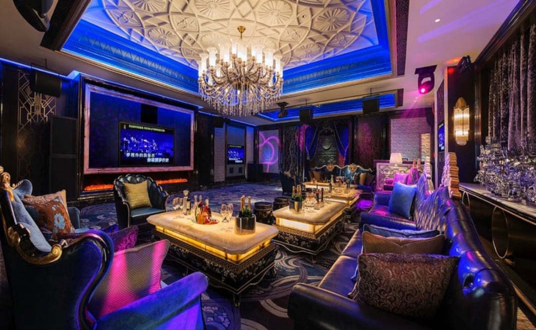 El primer hotel siete estrellas de Shanghái; el Wanda Reign on the Bund. Para los huéspedes fiesteros, una discoteca privada con asientos de cuero y tragos de lujo los espera. (Foto: Cortesía Wanda Hotels)