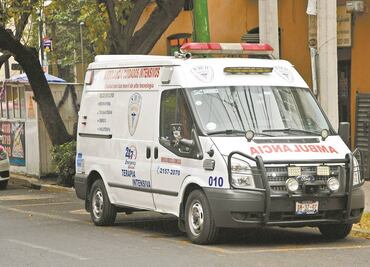 En CDMX, 65% de las ambulancias cobran
