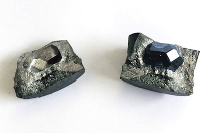 Exhiben cenizas de Luis Barragán convertidas en diamante