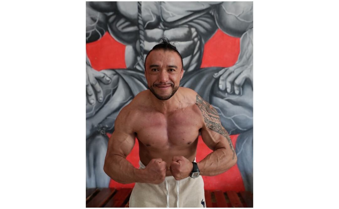 Uziel se levanta diario a las 6:45 de la mañana para ejercitarse. Tiene que hacerlo para no perder la musculatura que ha construido a lo largo de casi 21 años. Foto: Iván Stephens / EL UNIVERSAL