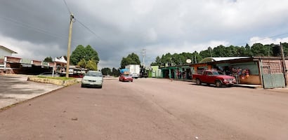 “Aquí en Texcapilla siguen los policías; le piensan para venir”