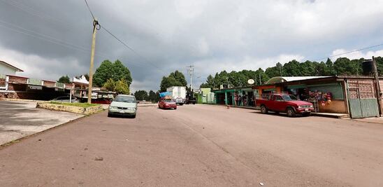 “Aquí en Texcapilla siguen los policías; le piensan para venir”