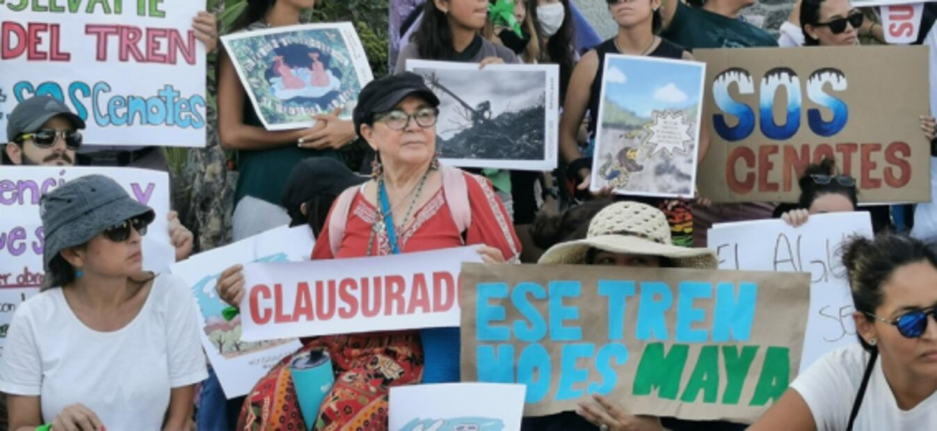 Clausuran simbólicamente oficinas del Fonatur en Cancún; exigen freno al Tramo 5 del Tren Maya
