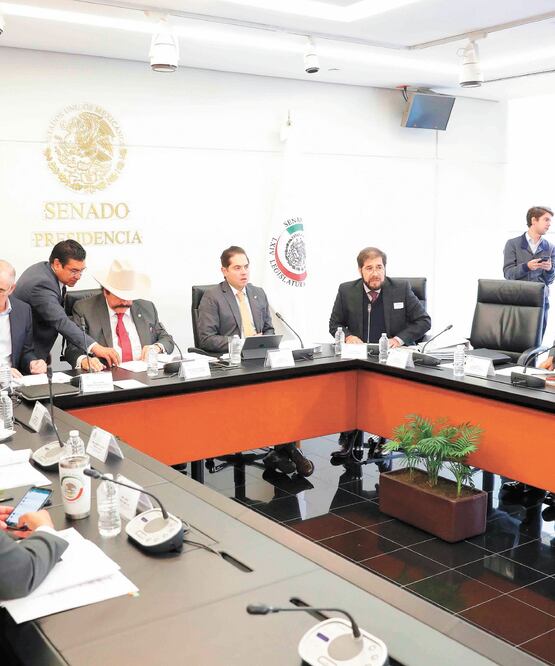 EL DATO Exponen ideas. Los aspirantes a la Comisión Reguladora de Energía comparecieron ante la Comisión de Energía del Senado. ESPECIAL