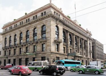 ¿Cómo te afecta alza de tasas de Banxico?