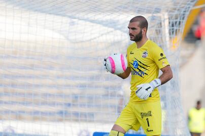 Lucero Álvarez es suspendido por racismo